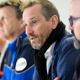Le président de la Ville de La Chaux-de-Fonds Jean-Daniel Jeanneret, deuxième depuis la droite, a évoqué une évolution positive en 24 heures, même si la situation demeure préoccupante.